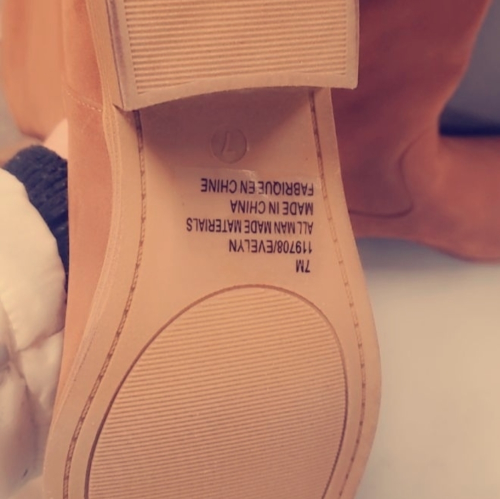 Boots. New women's boots.